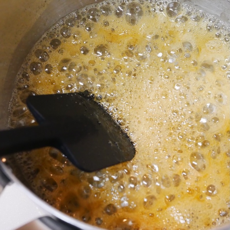Making caramel with mirin in a sauce pan